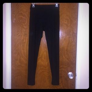 NWOT - Black NOIR leggings OS